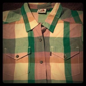 Kavu men’s shirt in green brown and cream shirt